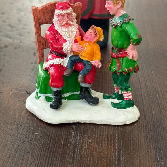 Christmas Village Figurines & Accessories - Picture 8 of 10